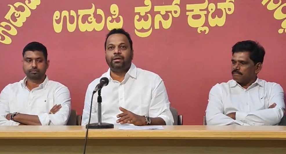 ಉಡುಪಿ ಶಾಸಕರು ಕ್ಷೇತ್ರದ ಅಭಿವೃದ್ಧಿ ಬಗ್ಗೆ ಗಮನಹರಿಸಲಿ: ಪ್ರಸಾದ್ ರಾಜ್ ಕಾಂಚನ್ - News Karnataka