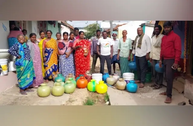 ಅಸಮರ್ಪಕ ನೀರು ಪೂರೈಕೆ : ಖಾಲಿ ಕೊಡ ಹಿಡಿದು ಪ್ರತಿಭಟನೆ - News Karnataka