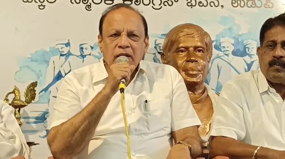 ಡಿ.20 ರಂದು ಉಡುಪಿ ಜಿಲ್ಲಾ ಕಾಂಗ್ರೆಸ್ ನಿಂದ ವೋಟ್ ಚೋರ್ ವಿರುದ್ಧ ಮಾನವ ಸರಪಳಿ - News Karnataka