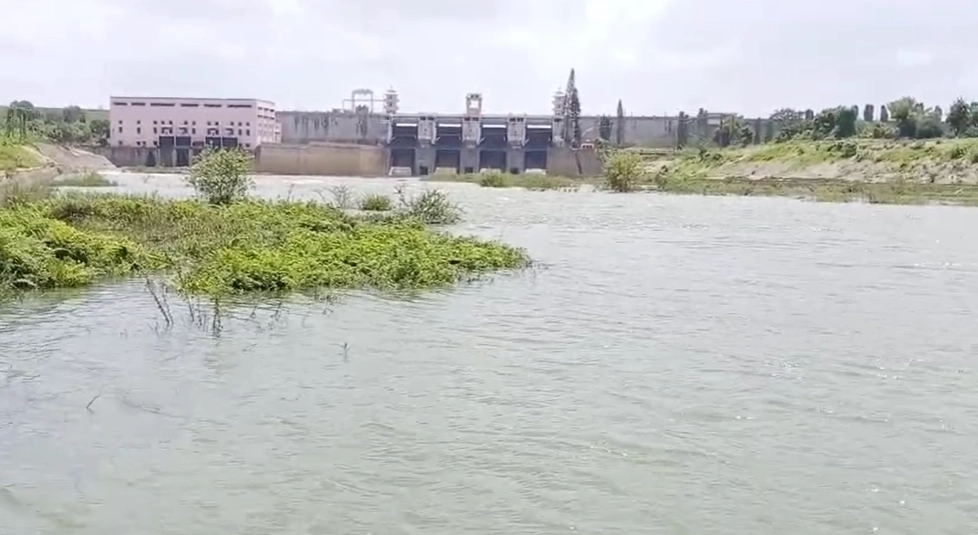 ಕೇರಳದ ವೈನಾಡಿನಲ್ಲಿ ಹೆಚ್ಚಾದ ಮಳೆ: ಕಬಿನಿ ಜಲಾಶಯಕ್ಕೆ 13 ಸಾವಿರ ಕ್ಯೂಸೆಕ್ ಒಳ ಹರಿವು - News Karnataka