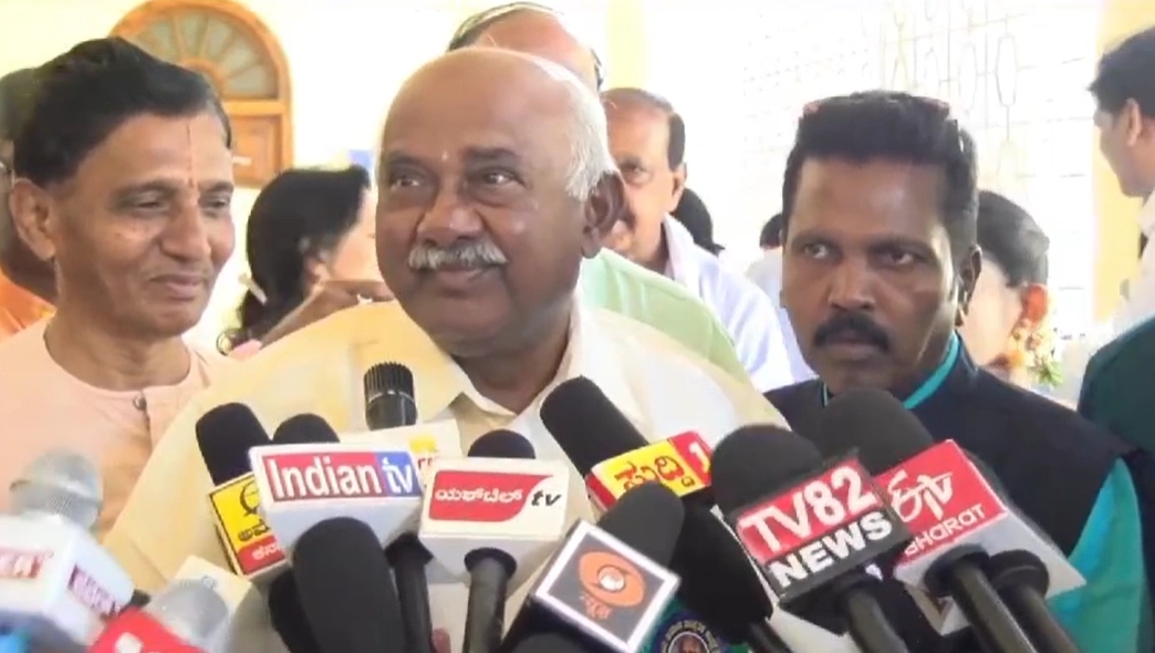 ರಾಜ್ಯದಲ್ಲಿ ರಾಬರಿ, ದರೋಡೆ, ಪ್ರಕರಣ ಹೆಚ್ಚಳ ವಿಚಾರ: ಮೈಸೂರಿನಲ್ಲಿ ಎಂಎಲ್ಸಿ ವಿಶ್ವನಾಥ್ ಹೇಳಿಕೆ - News Karnataka