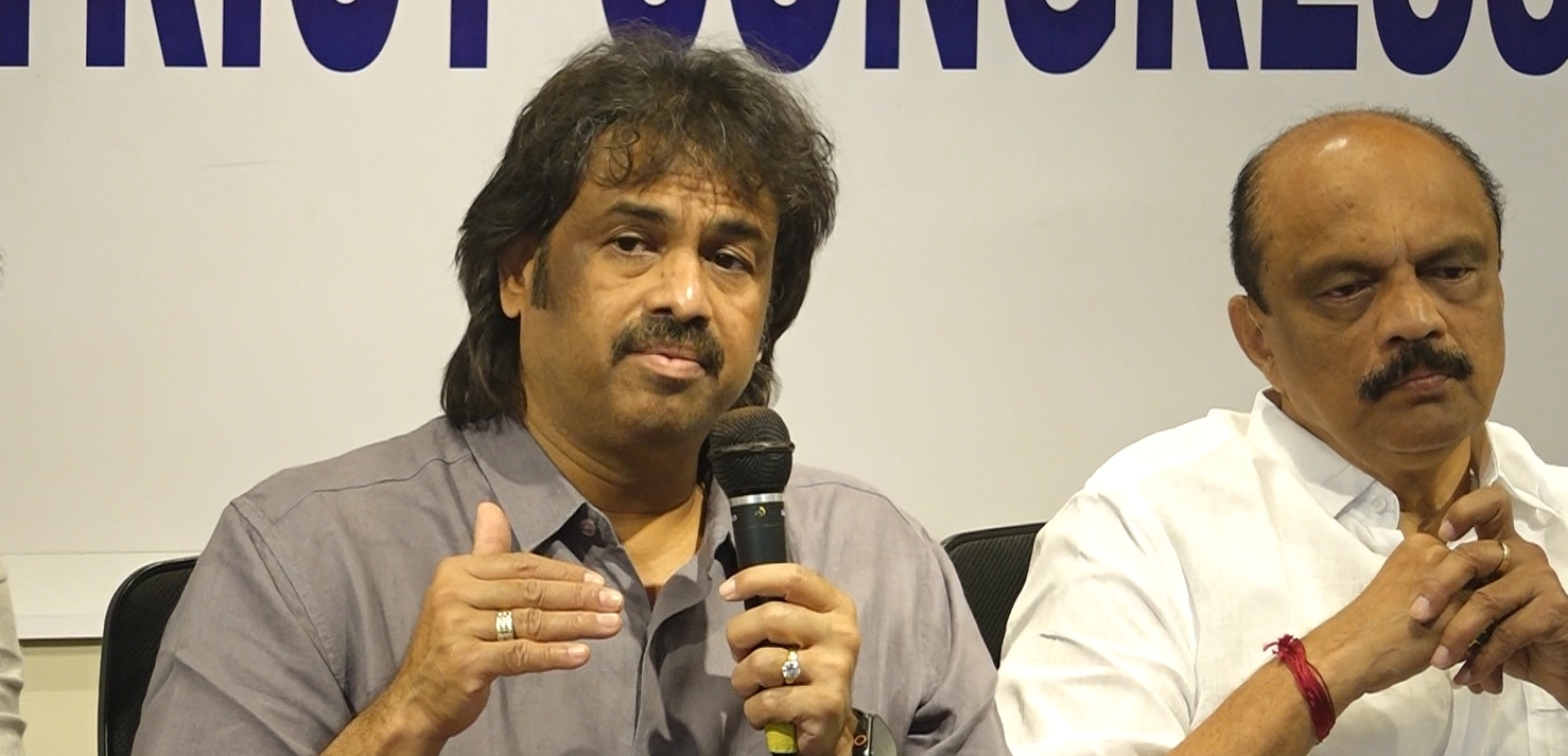 ʼಸಾಮಾಜಿಕ, ಆರ್ಥಿಕ ಸಮೀಕ್ಷೆಯನ್ನು ವಿರೋಧಿಸುತ್ತಿರುವ ಬಿಜೆಪಿ ನಾಯಕರು  ಮೋದಿ ನಡೆಸುವ ಜಾತಿ ಗಣತಿಯನ್ನೂ ವಿರೋಧಿಸುತ್ತಿರೆಯೇʼ - News Karnataka