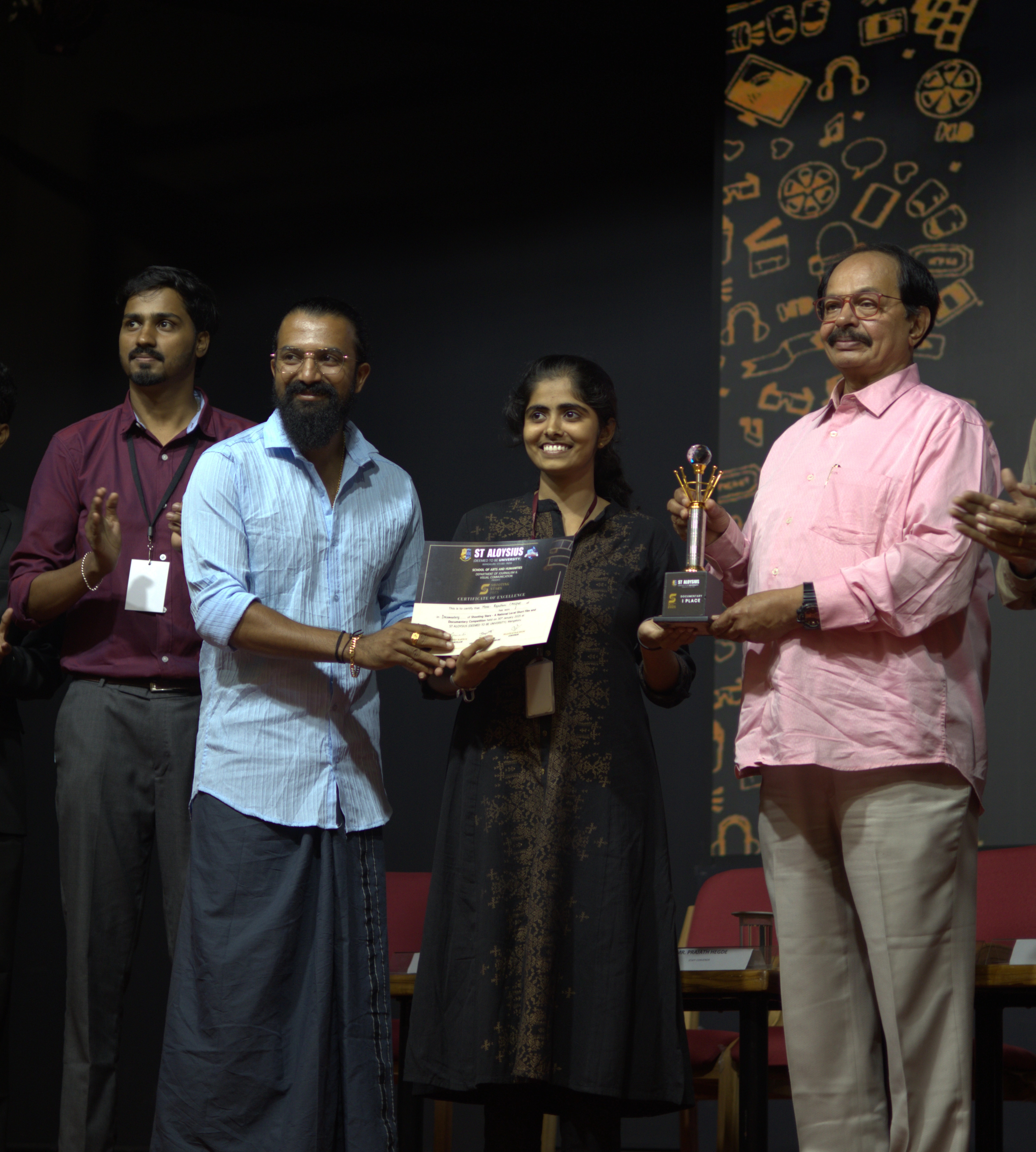 ಕೋವಿಡ್ ಲಸಿಕೆ ತಯಾರಕ ಸಂಸ್ಥೆಯಿಂದ ಬಿಜೆಪಿ ₹52 ಕೋಟಿ ದೇಣಿಗೆ ಪಡೆದಿದೆ : ಪ್ರಿಯಾಂಕಾ ಗಾಂಧಿ - News Karnataka