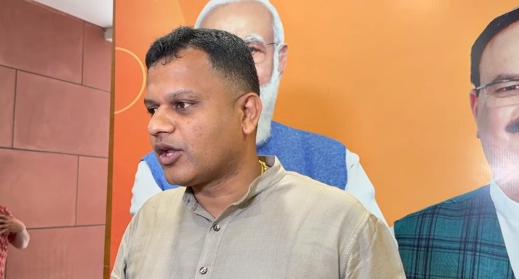 ನೀತಾ ಅಂಬಾನಿ ಕುಡಿಯುವ ನೀರಿನ ಬಾಟಲಿಯ ಬೆಲೆ ಎಷ್ಟು ಗೊತ್ತಾ? - News Karnataka