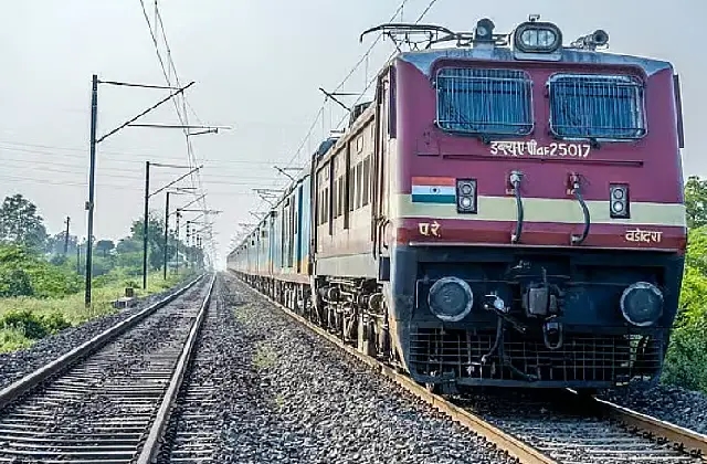 ಜುಲೈ 1ರಿಂದ ರೈಲ್ವೆ ಪ್ರಯಾಣ ದರದಲ್ಲಿ ಅಲ್ಪ ಏರಿಕೆ! - News Karnataka
