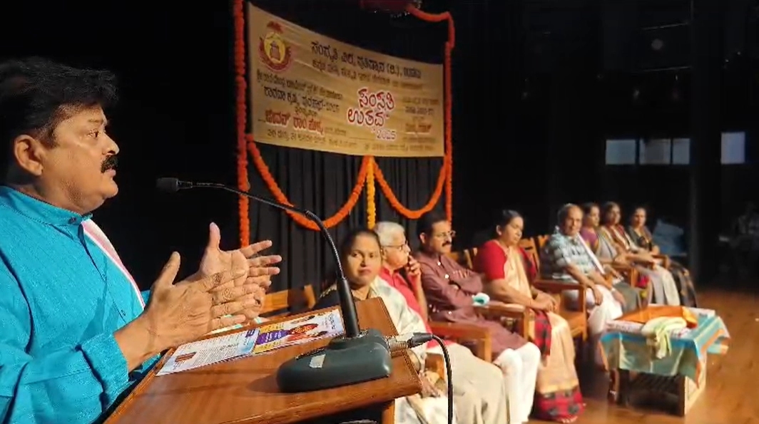 ಗೋಕರ್ಣದ ಮಹಾಬಲೇಶ್ವರ ದೇವಸ್ಥಾನಕ್ಕೆ ಭೇಟಿ ನೀಡಿದ ರಿಷಬ್ ಶೆಟ್ಟಿ ದಂಪತಿ - News Karnataka