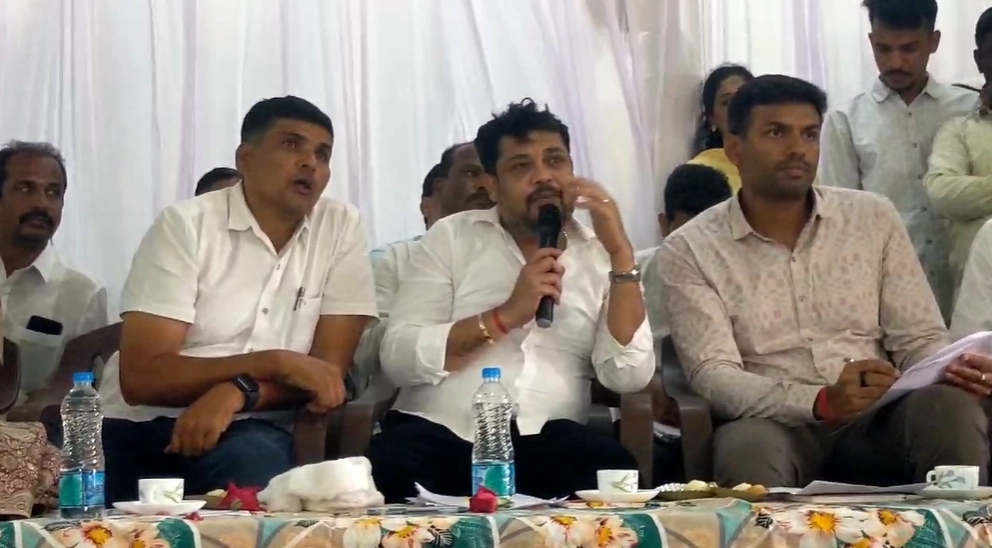 ಐತಿಹಾಸಿಕ ಮುಡುಕುತೊರೆ ಶ್ರೀ ಮಲ್ಲಿಕಾರ್ಜುನ ಜಾತ್ರಾ ಬ್ರಹ್ಮರಥೋತ್ಸವ ಹಿನ್ನಲೆ ಪೂರ್ವಭಾವಿ ಸಭೆ - News Karnataka