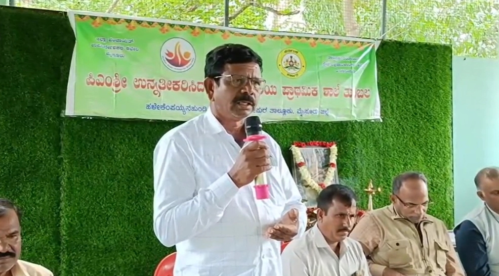 ಸಿಲಿಂಡರ್ ಸೋರಿಕೆಯಾಗಿ ಸ್ಫೋಟ: ಮಗು ಸೇರಿದಂತೆ ನಾಲ್ವರಿಗೆ ಗಾಯ - News Karnataka