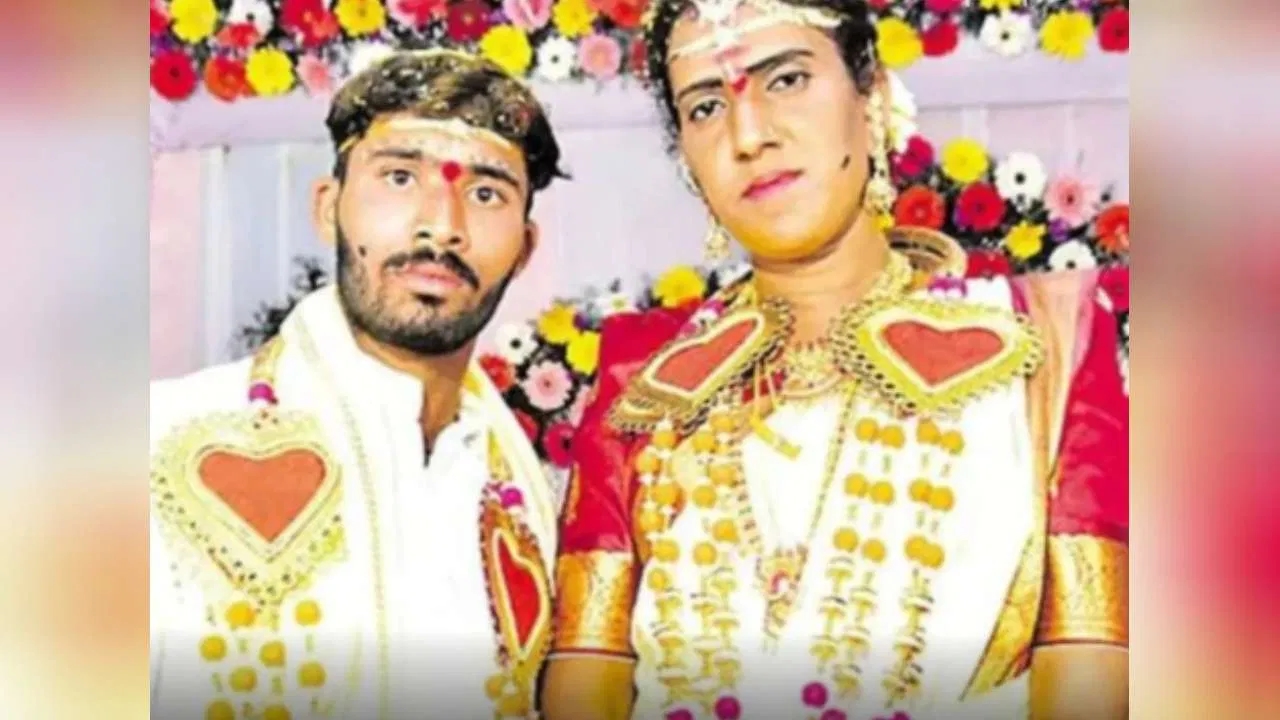 ಪ್ರೀತಿಸಿ ಮಂಗಳಮುಖಿಯನ್ನು ಮದುವೆಯಾದ ಯುವಕ - News Karnataka