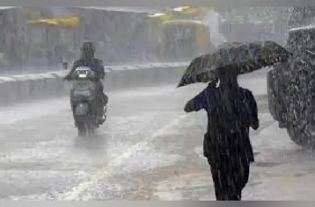 ಕರಾವಳಿ, ಮಲೆನಾಡು ಭಾಗದಲ್ಲಿ ಗುಡುಗು ಸಹಿತ ಭಾರೀ ಮಳೆ ಸಾಧ್ಯತೆ! - News Karnataka