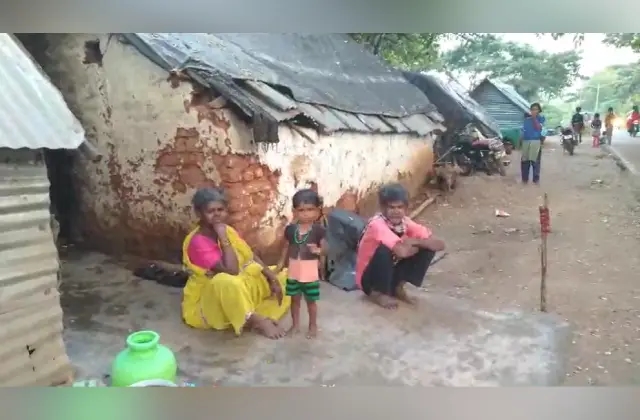 ಹರಕು ಬಟ್ಟೆ, ಮುರುಕು ರೊಟ್ಟಿ: ಶತಮಾನ ಕಳೆದರೂ ಬದಲಾಗದ ನಿರ್ಗತಿಕರ ಬದುಕು! - News Karnataka