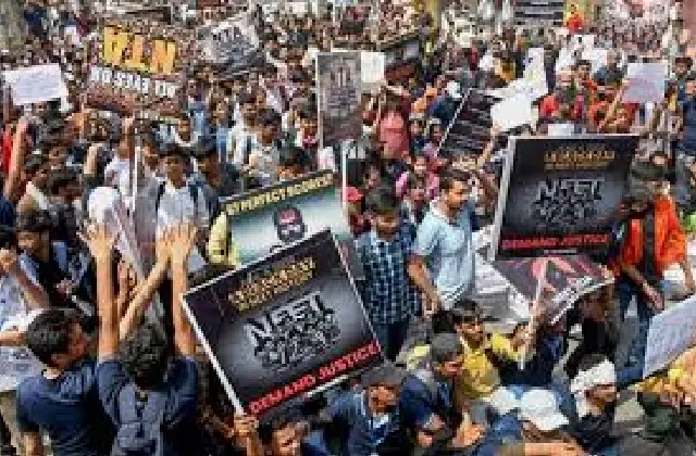 ನೀಟ್‌ ಅಕ್ರಮ: ಪರೀಕ್ಷೆ ರದ್ದುಗೊಳಿಸುವುದು ಸರಿಯಾದ ಕ್ರಮವಲ್ಲ ಎಂದ ಕೇಂದ್ರ - News Karnataka