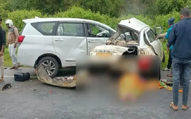 ಕಾರುಗಳ ನಡುವೆ ಮುಖಾಮುಖಿ ಡಿಕ್ಕಿ : ಸ್ಥಳದಲ್ಲೇ ಮೂವರ ದುರ್ಮರಣ - News Karnataka
