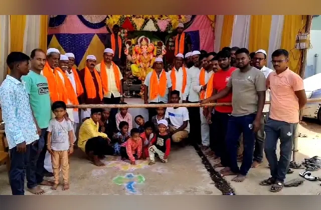 ಕೊಪ್ಪಳ: ಮಸೀದಿ ಆವರಣದಲ್ಲಿ ಗಣೇಶ ಮೂರ್ತಿ ಪ್ರತಿಷ್ಠಾಪನೆ - News Karnataka