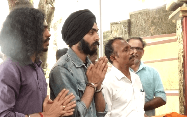 ಕೊರಗಜ್ಜನ ಸನ್ನಿಧಿಗೆ ಭೇಟಿ ನೀಡಿದ ಸರಿಗಮಪ ಖ್ಯಾತಿಯ ಜಸ್ಕರನ್ ಸಿಂಗ್ - News Karnataka