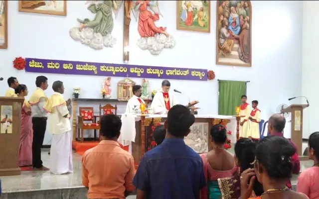 ವಿಟ್ಲದ ಪೆರುವಾಯಿಯ ಫಾತಿಮಾ ಮಾತೆಯ ದೇವಾಲಯದಲ್ಲಿ ಸ್ತ್ರಿಸಂಘಟನೆ - News Karnataka