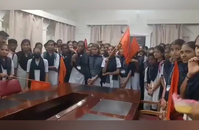 ಸಚಿವ ಸಂತೋಷ ಲಾಡ್ ಜನ ಸಂಪರ್ಕ ಕಚೇರಿಗೆ ಮುತ್ತಿಗೆ ಹಾಕಿ ಎಬಿವಿಪಿ ಪ್ರತಿಭಟನೆ - News Karnataka