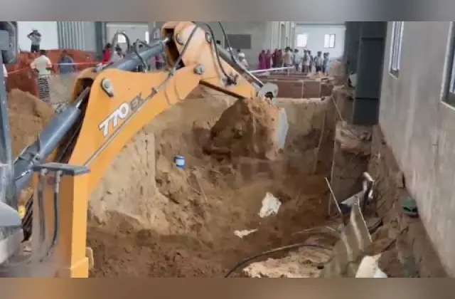 ಕಾರ್ಖಾನೆ ಕಾಮಗಾರಿ ವೇಳೆ ಗೋಡೆ ಕುಸಿತ : 7 ಕಾರ್ಮಿಕರು ಮೃತ್ಯು - News Karnataka