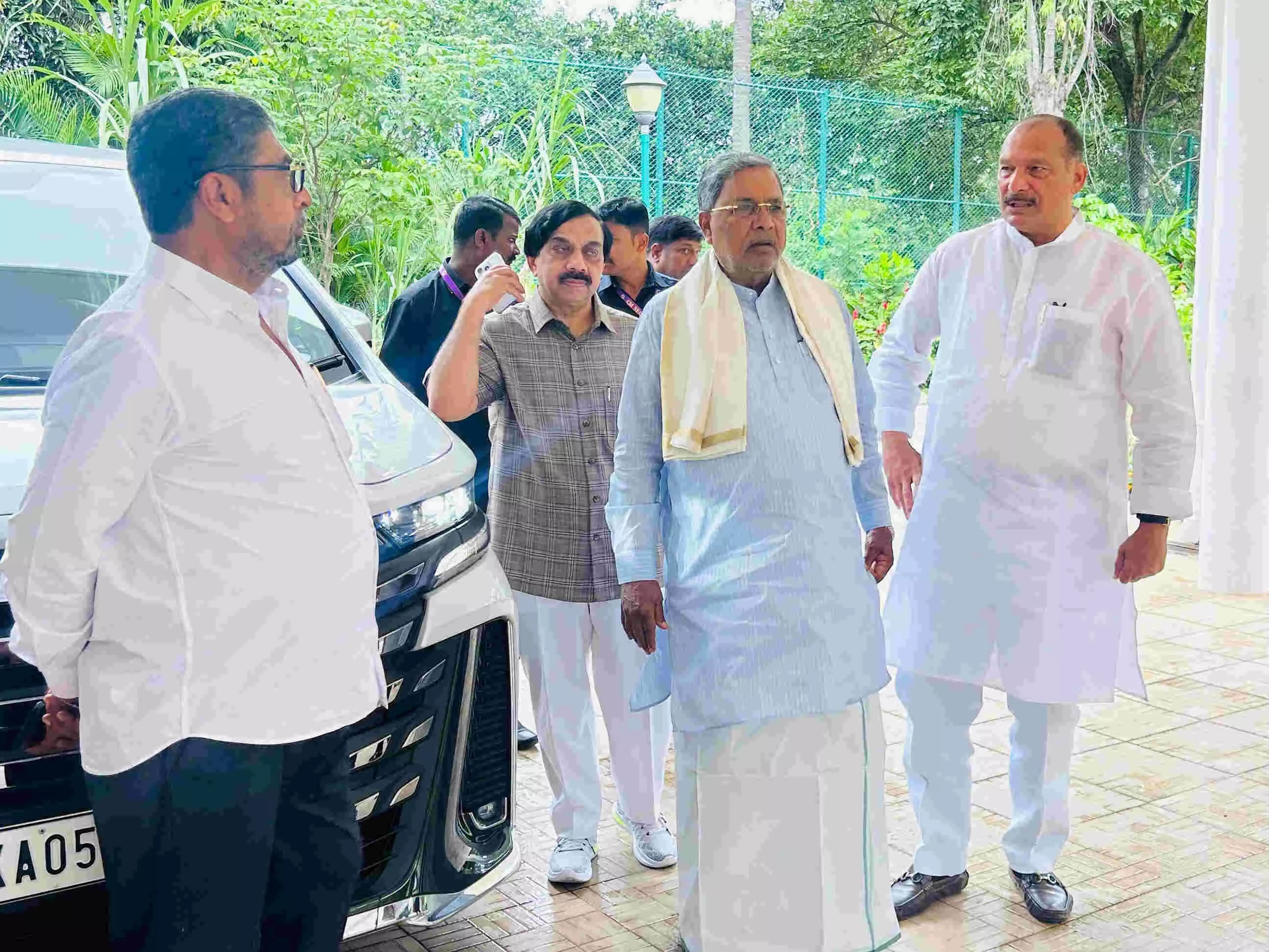 ದ.ಕ ಜಿಲ್ಲೆಯಲ್ಲಿ ನಡೆಯುತ್ತಿರುವ ದ್ವೇಷದ ಕೊಲೆ ಪ್ರಕರಣದ ಬಗ್ಗೆ ಕ್ರಮಕ್ಕೆ ಸಿಎಂಗೆ ಐವನ್ ಡಿಸೋಜ ಒತ್ತಾಯ - News Karnataka