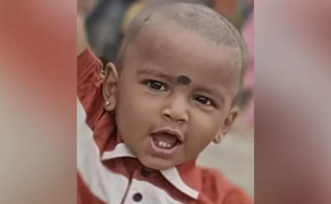 ನೀರು ತುಂಬಿದ್ದ ಬಕೆಟ್‌ ಗೆ ಬಿದ್ದು 14 ತಿಂಗಳ ಮಗು ಮೃತ್ಯು - News Karnataka
