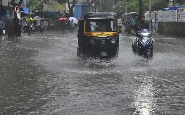 ಮುಂದಿನ 24 ಗಂಟೆಯಲ್ಲಿ ರಣಮಳೆ ಸಾಧ್ಯತೆ : ರೆಡ್‌ ಅಲರ್ಟ್‌ ಘೋಷಣೆ - News Karnataka