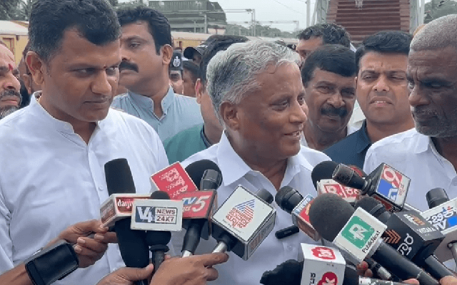 ಮಂಗಳೂರು ಸೆಂಟ್ರಲ್ ರೈಲ್ವೇ ನಿಲ್ದಾಣಕ್ಕೆ ಸಚಿವ ವಿ ಸೋಮಣ್ಣ ಭೇಟಿ, ಪರಿಶೀಲನೆ - News Karnataka