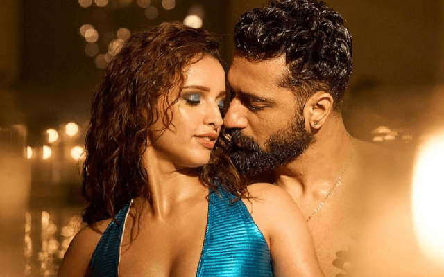 ‘ಬ್ಯಾಡ್ ನ್ಯೂಸ್’ ಚಿತ್ರದ ಕಿಸ್ಸಿಂಗ್ ದೃಶ್ಯಕ್ಕೆ ಕತ್ತರಿ ಹಾಕಿದ ಸೆನ್ಸಾರ್ ಬೋರ್ಡ್ - News Karnataka