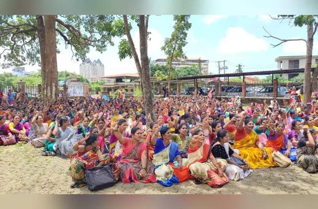 ವಿವಿಧ ಬೇಡಿಕೆಗಳ ಈಡೇರಿಕೆಗೆ ಆಗ್ರಹಿಸಿ ಅಂಗನವಾಡಿ ಕಾರ್ಯಕರ್ತೆಯರು, ಸಹಾಯಕಿಯರಿಂದ ಧರಣಿ - News Karnataka
