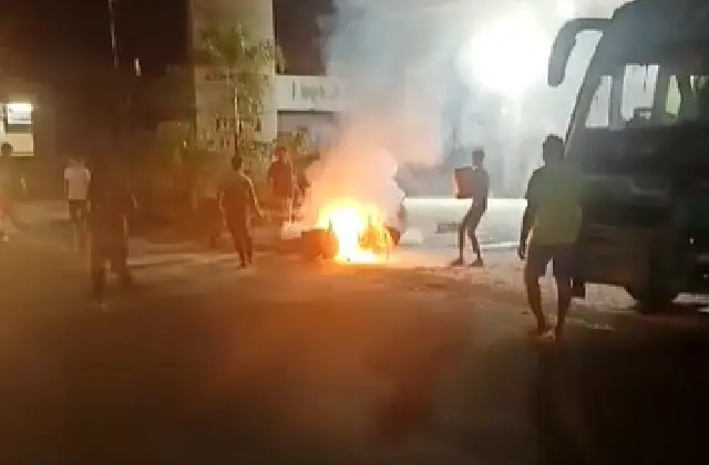 ಬೆಂಕಿ ಹೊತ್ತಿಕೊಂಡು ಧಗ ಧಗ ಉರಿದ ಸ್ಕೂಟರ್‌; ತಪ್ಪಿದ ಭಾರೀ ಅನಾಹುತ - News Karnataka