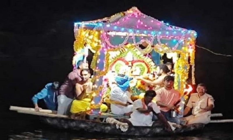 ಚುಂಚನಕಟ್ಟೆಯಲ್ಲಿ ಶ್ರೀ ರಾಮದೇವರ ಅದ್ಧೂರಿ ತೆಪ್ಪೋತ್ಸವ - News Karnataka