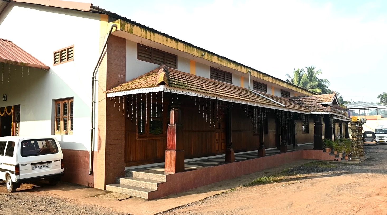 ಬೃಹತ್ ಉಚಿತ ಆರೋಗ್ಯ ತಪಾಸಣಾ ಶಿಬಿರಕ್ಕೆ ಸುತ್ತೂರು ಶ್ರೀ ಚಾಲನೆ - News Karnataka