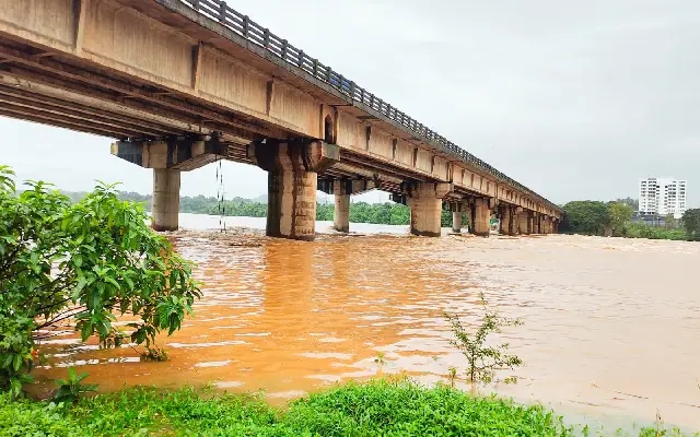 ನೆತ್ರಾವತಿ ನದಿ ಇಳಿಮುಖ: 7.4 ಅಲ್ಲಿ ಹರಿಯುತ್ತಿರುವ ನೀರಿನ ಮಟ್ಟ - News Karnataka
