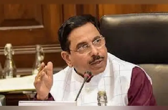 ಕಾಂಗ್ರೆಸ್ಸಿಗೆ ರಾಮನ ಹೆಸರೆಂದರೆ ಅಲರ್ಜಿ: ಕೇಂದ್ರ ಸಚಿವ ಪ್ರಲ್ಹಾದ್‌ ಜೋಶಿ - News Karnataka