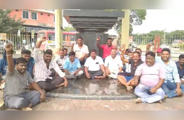 ಗೂಂಡಾ ಅಮಿತ್ ಶಾನನ್ನು ಗಡಿಪಾರು ಮಾಡುವಂತೆ ಛಲವಾದಿ ಮಹಾಸಭಾ ಪ್ರತಿಭಟನೆ - News Karnataka