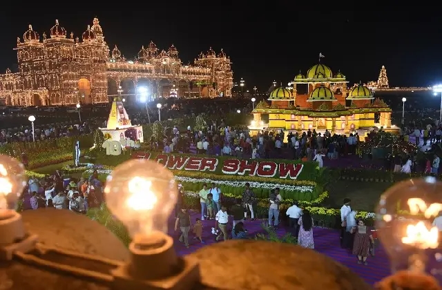 ಮೈಸೂರು : ಅರಮನೆ ಆವರಣದಲ್ಲಿ ಫಲಪುಷ್ಪ ಪ್ರದರ್ಶನ ಆರಂಭ - News Karnataka