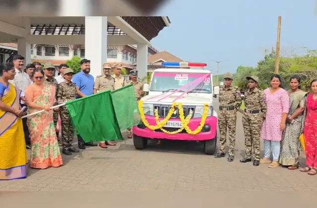 ಉಡುಪಿ: "ಅಕ್ಕ ಪಡೆ ವಾಹನ"ಕ್ಕೆ ಚಾಲನೆ - News Karnataka