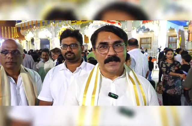 ಕೋಳಿ ಅಂಕ ವಿವಾದ; ಕಿಡಿಗೇಡಿಗಳಿಗೆ ದೈವಗಳು ಒಳ್ಳೆ ಬುದ್ಧಿ ನೀಡಲಿ ಎಂದು ಗರೋಡಿ ಕ್ಷೇತ್ರದಲ್ಲಿ ಪದ್ಮರಾಜ್ ಪೂಜಾರಿ ಪ್ರಾರ್ಥನೆ! - News Karnataka