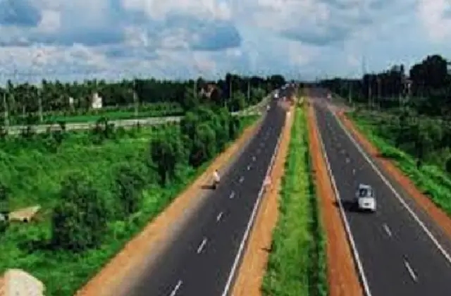 ಕರ್ನಾಟಕ ಕರಾವಳಿ ಹೆದ್ದಾರಿಗಳನ್ನು ಮೇಲ್ದರ್ಜೆಗೇರಿಸಲು NHAI; ಕುಂದಾಪುರ-ತಲಪಾಡಿ, ಸುರತ್ಕಲ್-ಬಿ.ಸಿ. ರಸ್ತೆಗೆ ಡಿಪಿಆರ್‌ಗಳು - News Karnataka