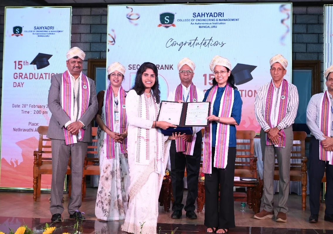 ಸಹ್ಯಾದ್ರಿಯಲ್ಲಿ ನಡೆದ 2023-25ನೇ ಸಾಲಿನ ಎಂಬಿಎ ಬ್ಯಾಚ್ನ ಹದಿನೈದನೇ ಪದವಿ ಪ್ರದಾನ ಸಮಾರಂಭ - News Karnataka