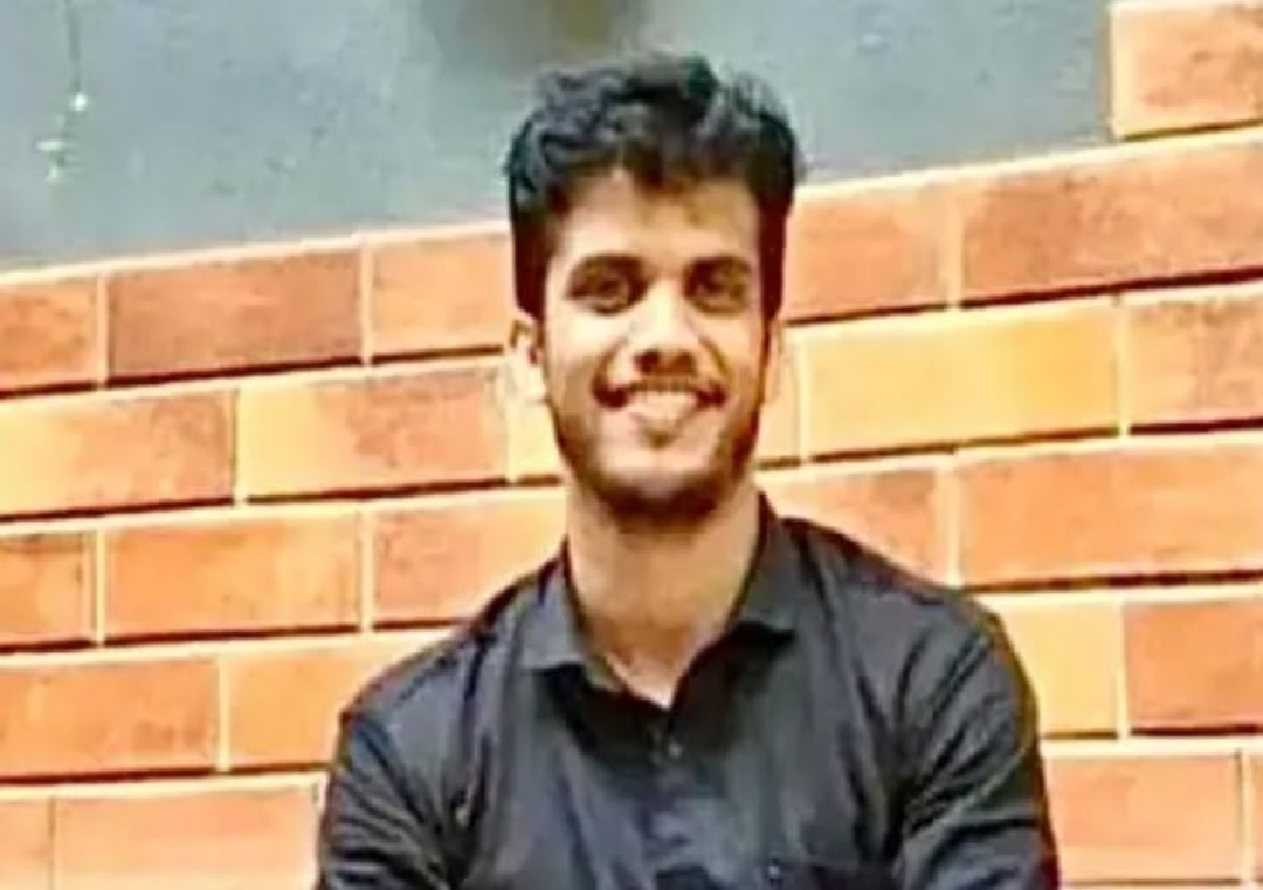 ಪಳ್ಳಿ: ಬೈಕ್ ಗೆ ಟಿಪ್ಪರ್ ಲಾರಿ ಡಿಕ್ಕಿ- ಯುವಕ ಮೃತ್ಯು - News Karnataka