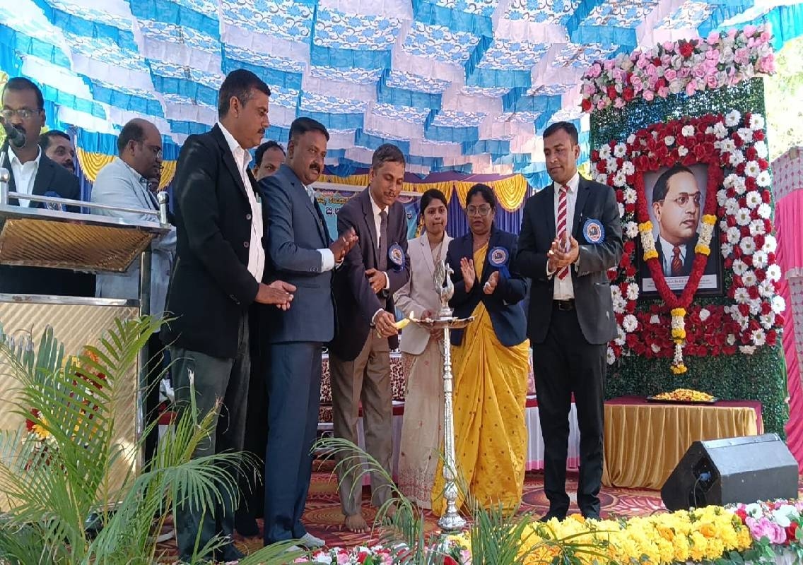 ವಿಶ್ವದಲ್ಲೇ ಡಾ ಅಂಬೇಡ್ಕರ್ ಒಬ್ಬ ವ್ಯಕ್ತಿಯಲ್ಲ ಮಹಾಶಕ್ತಿ: ಕಮಲಾಕ್ಷ ಡಿ - News Karnataka