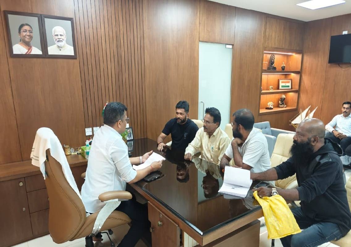 ಸಂಸದ ಕ್ಯಾ. ಬ್ರಿಜೇಶ್‌ ಚೌಟ ಅವರಿಂದ ಸಾರ್ವಜನಿಕರ ಅಹವಾಲು ಸ್ವೀಕಾರ - News Karnataka