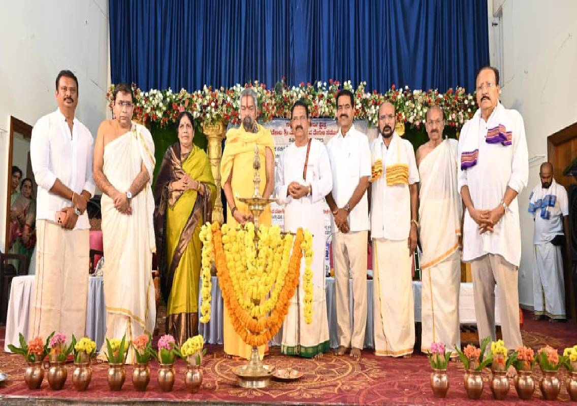 ಮಂಗಳೂರು: ಕೃಷ್ಣ ಜೆ. ಪಾಲೇಮಾರ್ ನೇತೃತ್ವದ ನಾಲ್ಕು ಸಭಾಭವನಗಳ ಲೋಕಾರ್ಪಣೆಗೆ ಚಾಲನೆ - News Karnataka