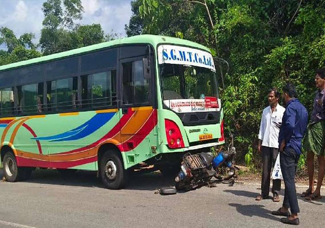 ಬಸ್ ಬೈಕಿಗೆ ಢಿಕ್ಕಿ; ಸವಾರ ಸಾವು - News Karnataka