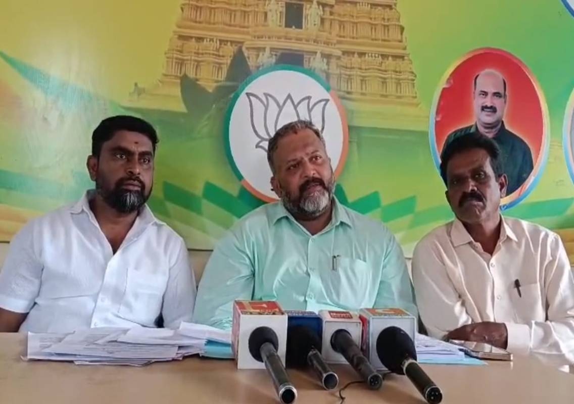 ಶ್ರೀ ನಂಜುಂಡೇಶ್ವರ ದೇವಾಲಯದ ಅವ್ಯವಹಾರ ನಡೆದಿಲ್ಲ: ಮಾಜಿ ಶಾಸಕ ಬಿ. ಹರ್ಷವರ್ಧನ್ - News Karnataka