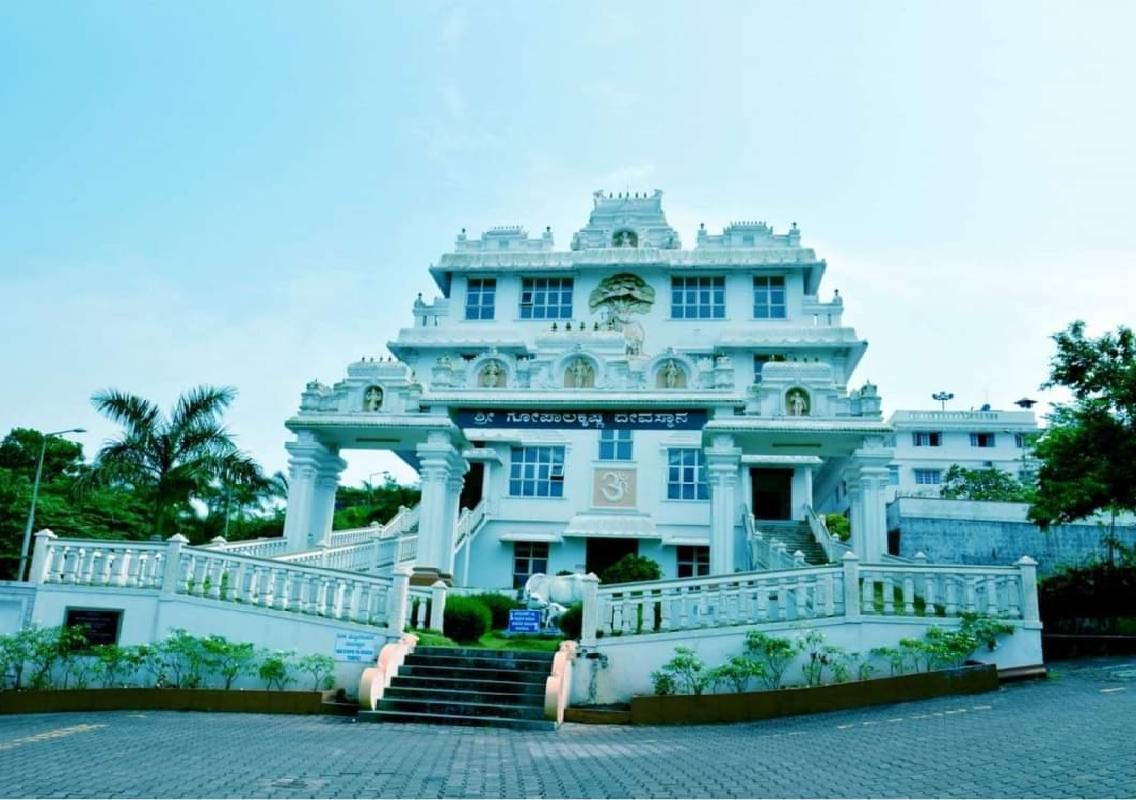 ಶಕ್ತಿನಗರ ಶ್ರೀ ಗೋಪಾಲಕೃಷ್ಣ ದೇವಸ್ಥಾನದಲ್ಲಿ ಸಂಭ್ರಮದ ಶ್ರೀ ಕೃಷ್ಣಜನ್ಮಾಷ್ಟಮಿ ಹಾಗೂ ಲಕ್ಷ ತುಳಸಿ ಅರ್ಚನೆ - News Karnataka
