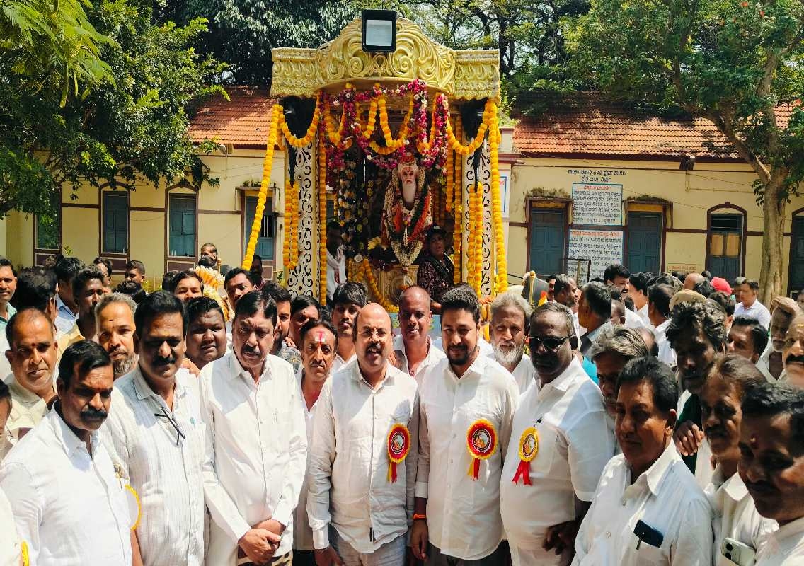 ವಾಲ್ಮೀಕಿ ಅವರು ಜ್ಞಾನದ ಸಂಕೇತ: ಶಾಸಕ ದರ್ಶನ್ ಧ್ರುವನಾರಾಯಣ್ - News Karnataka