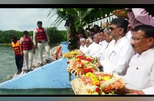 ಆಲಮಟ್ಟಿಯಲ್ಲಿ ಲಾಲ್ ಬಹದ್ದೂರ್ ಶಾಸ್ತ್ರಿ ಜಲಾಶಯಕ್ಕೆ ಸಿಎಂ ಬಾಗಿನ ಅರ್ಪಣೆ - News Karnataka
