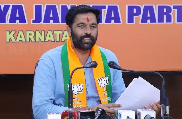 ಬಿಜೆಪಿ ಅಭ್ಯರ್ಥಿ ಬಂಗಾರು ಹನುಮಂತನ ಆಸ್ತಿ ವಿವರ ಬಹಿರಂಗ - News Karnataka