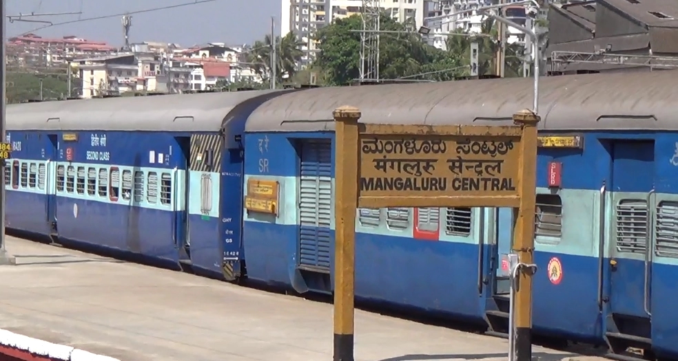 ಬೆಂಗಳೂರು-ಮುರುಡೇಶ್ವರ ಎಕ್ಸ್‌ಪ್ರೆಸ್‌ ರೈಲು ಸಮಯ ಬದಲಾವಣೆಗೆ ನೈರುತ್ಯ ರೈಲ್ವೆ ವಿರೋಧ - News Karnataka